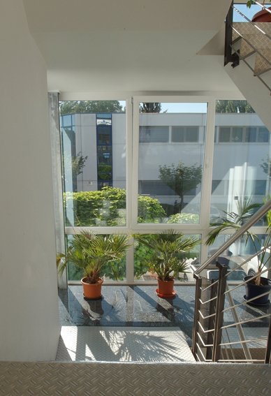 Modernes Bürohaus in Heppenheim (teilweise nutzbar für Produktion)