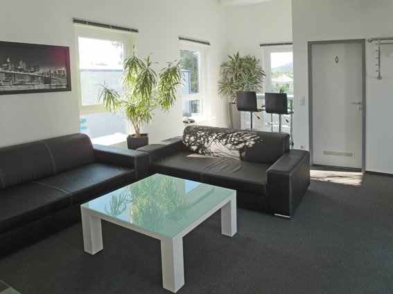 Modernes Bürohaus in Heppenheim (teilweise nutzbar für Produktion)