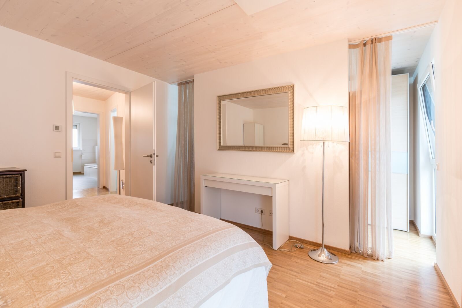 Geräumiges Reihnmittelhaus mit sehr geringem Energieverbrauch