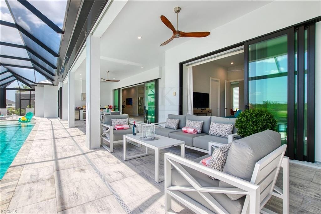 Traumhafte Waterfront-Villa in Cape Coral - Neubau mit Bootsanlage, Salzwasserpool & Luxusausstattung