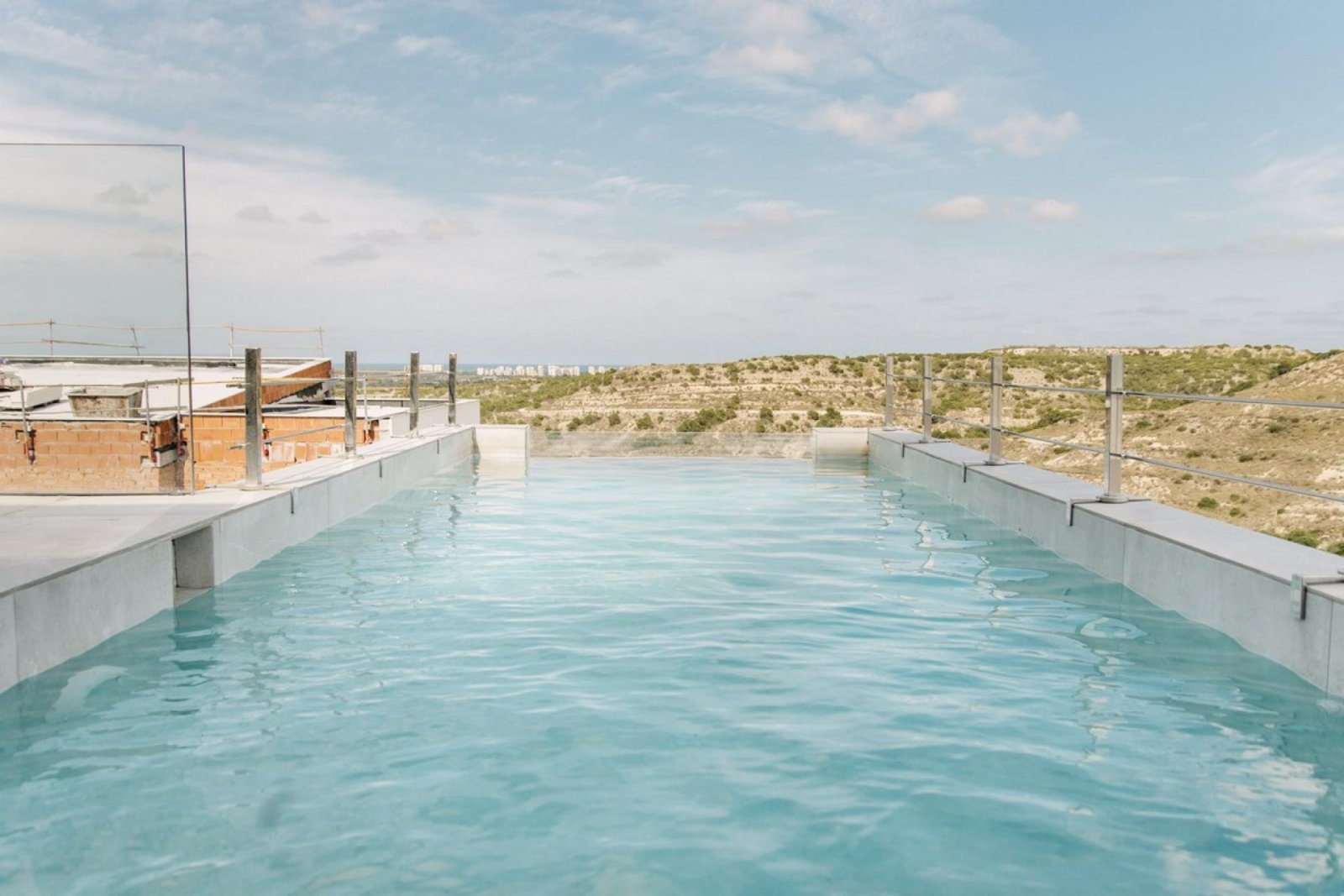 Exklusive Villa mit Infinity-Pool &amp; Meerblick