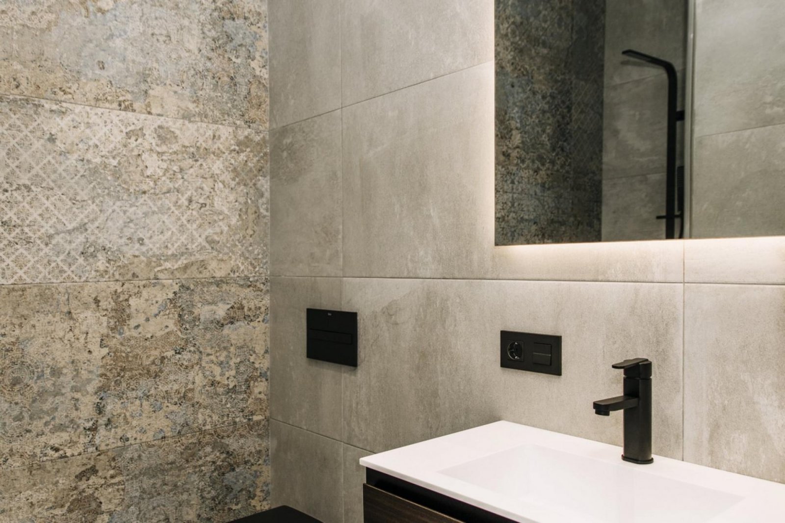 Exklusive Villa mit Infinity-Pool &amp; Meerblick