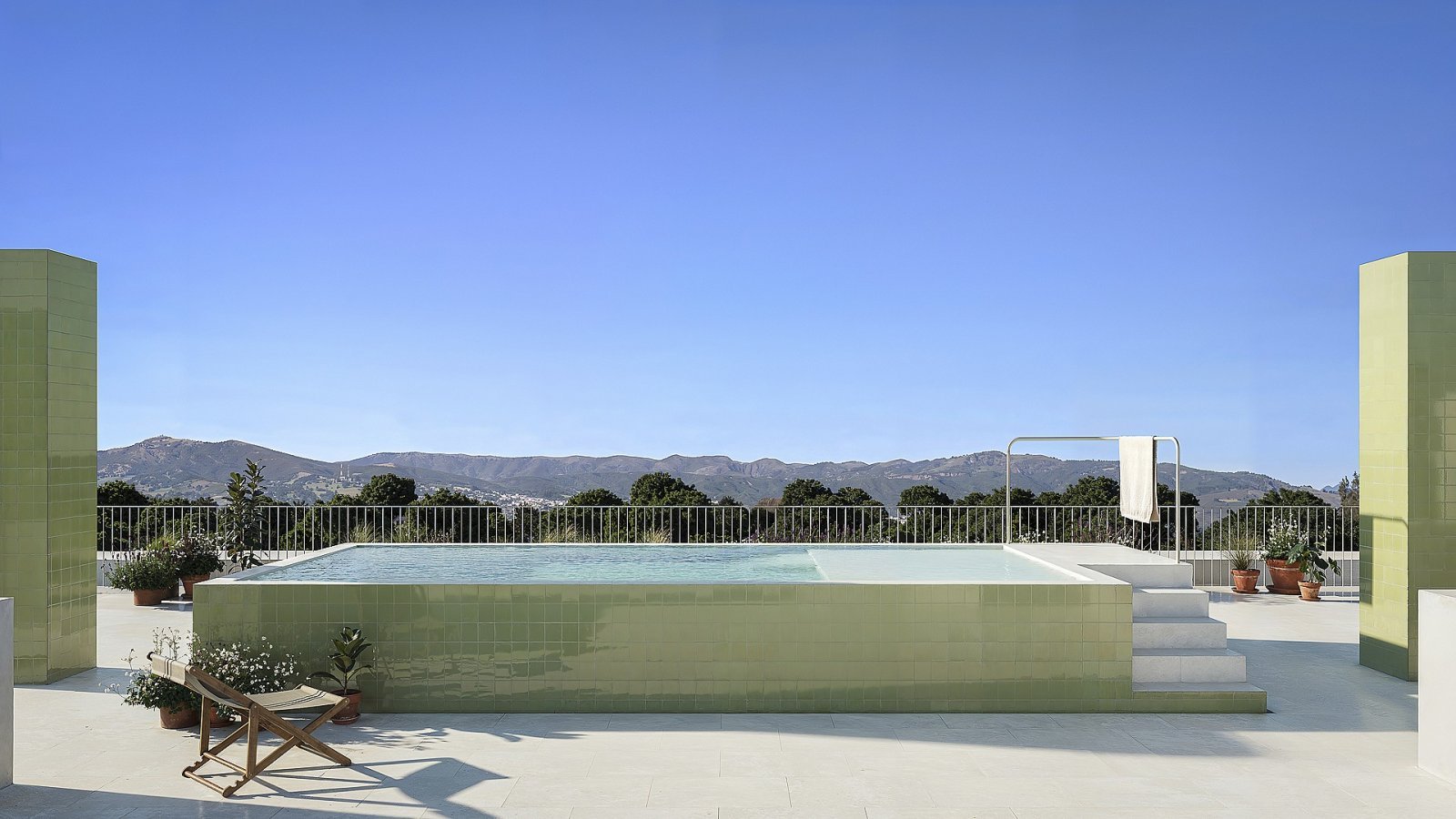 Moderne Apartments mit Terrasse, Pool & Tiefgarage