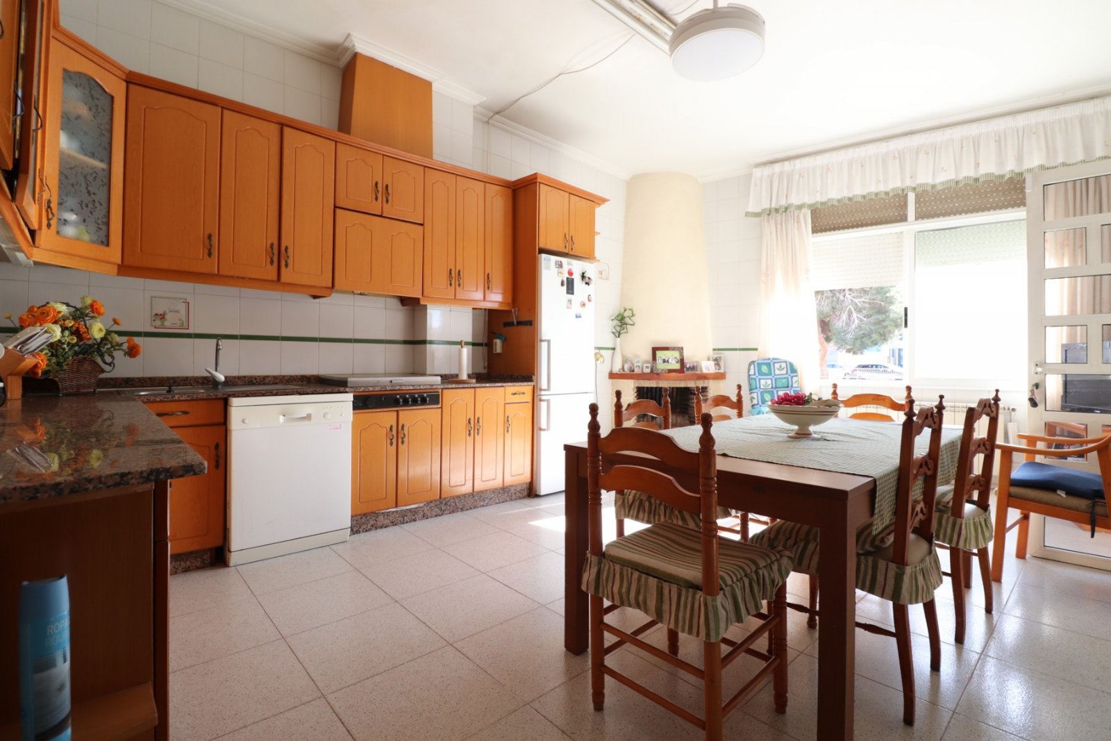 Sonniges Apartment mit Terrasse &amp; Blick