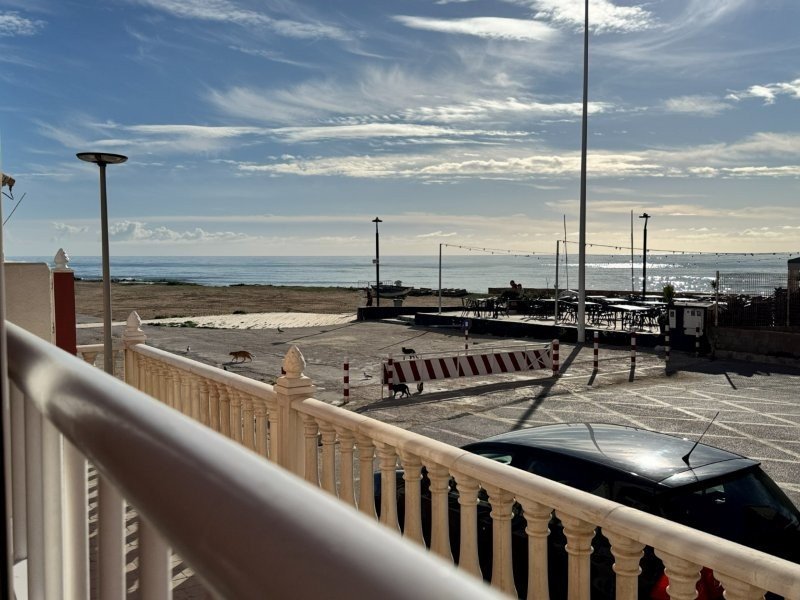 Strandnahe Wohnung mit Meerblick &amp; Terrasse