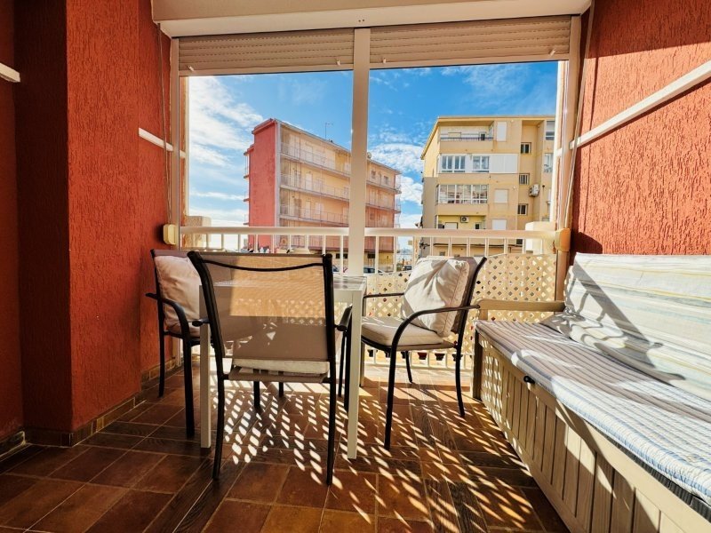 Strandnahe Wohnung mit Meerblick &amp; Terrasse