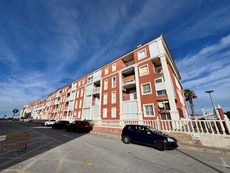 Strandnahe Wohnung mit Meerblick &amp; Terrasse