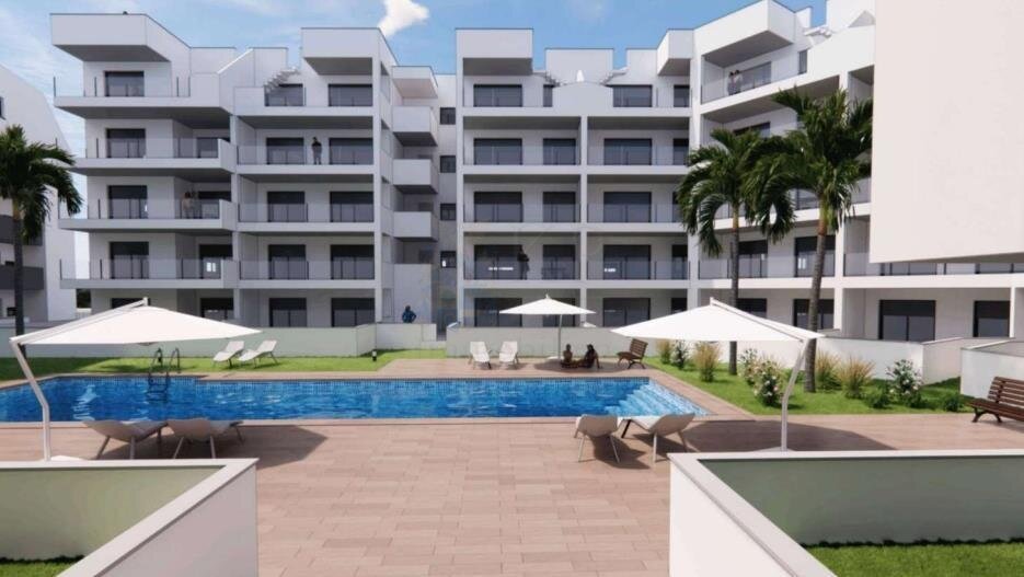 Hochmoderne Wohnung im privatem Wohnkomplex sehr nahe am Meer
