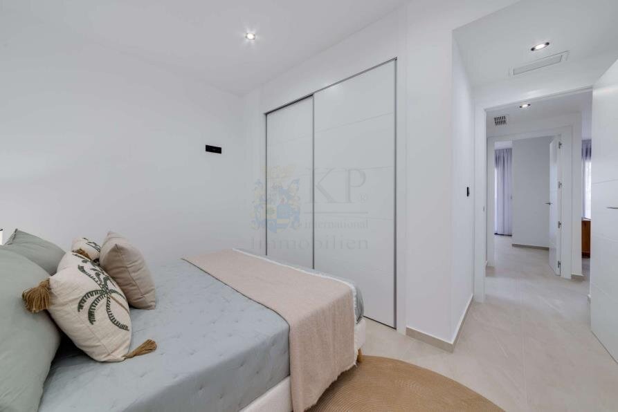 Hochmoderne Wohnung im privatem Wohnkomplex sehr nahe am Meer
