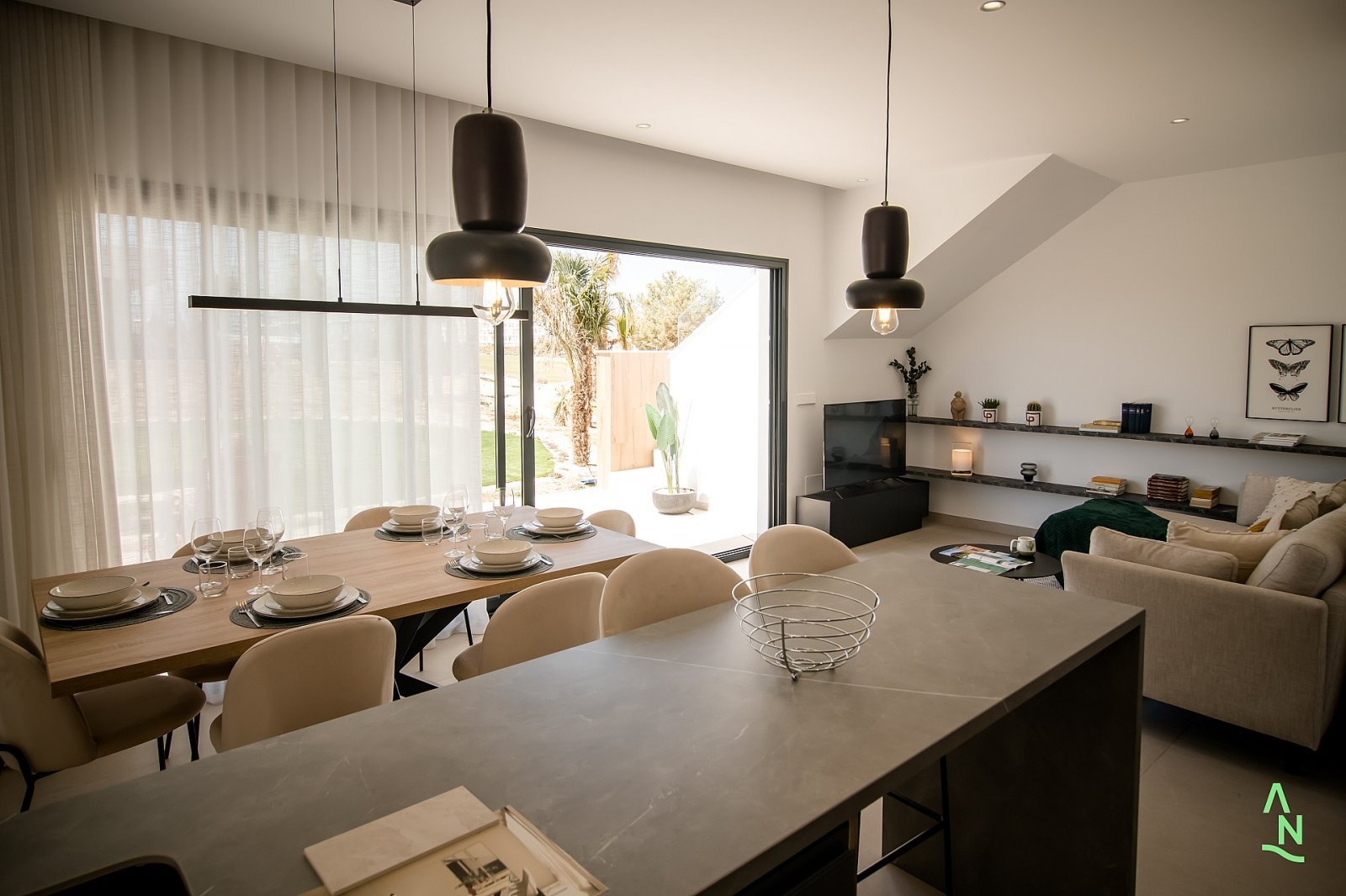 Bungalow-Apartment mit Garten &amp; Pool am Golfplatz