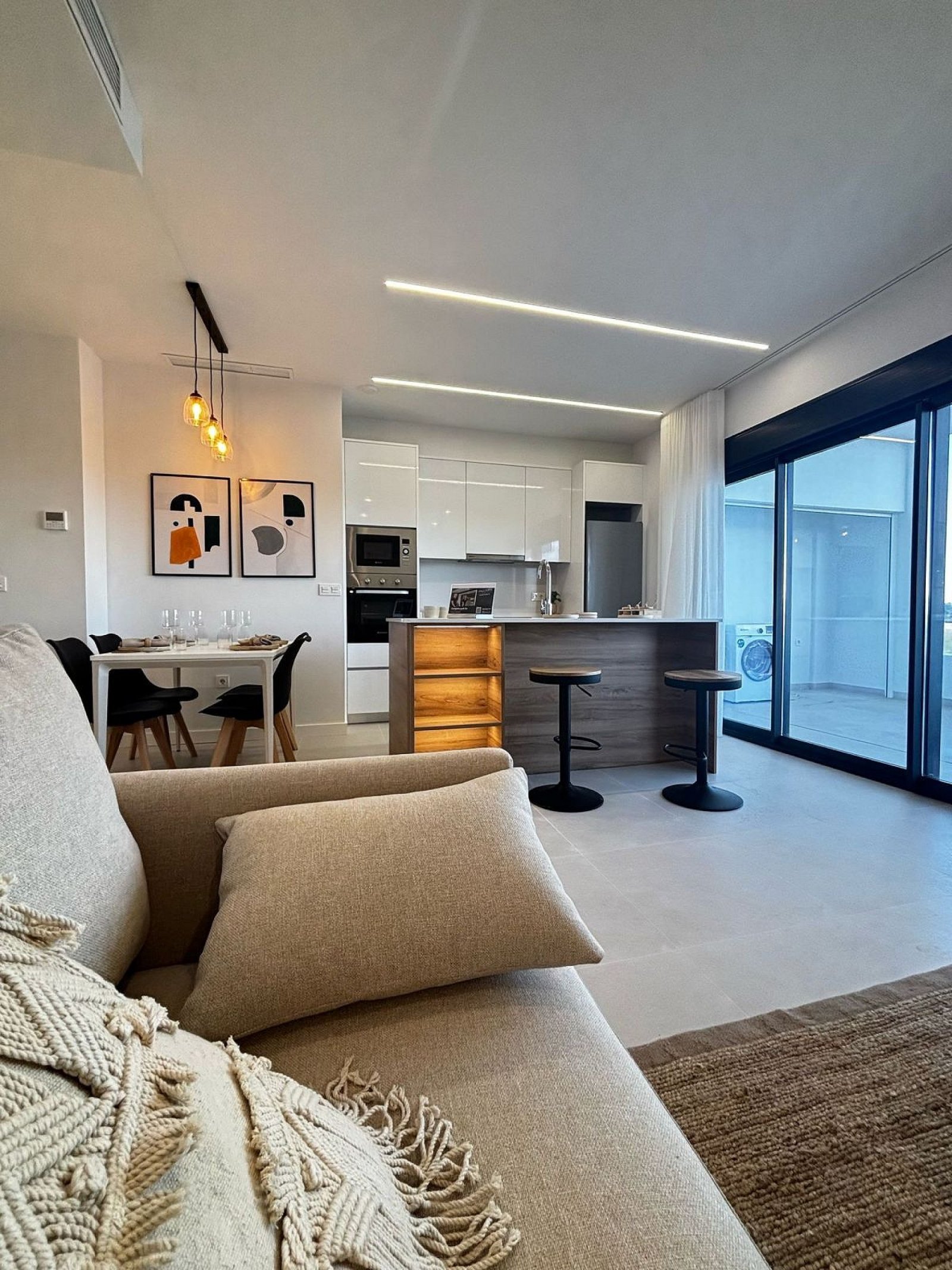 Stilvolles Apartment mit Terrasse und Poolzugang
