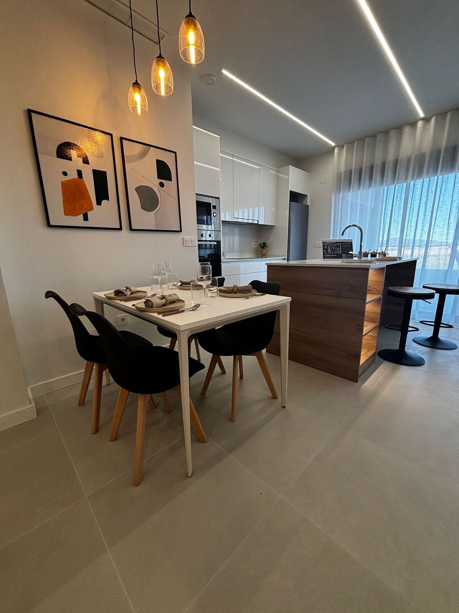 Stilvolles Apartment mit Terrasse und Poolzugang