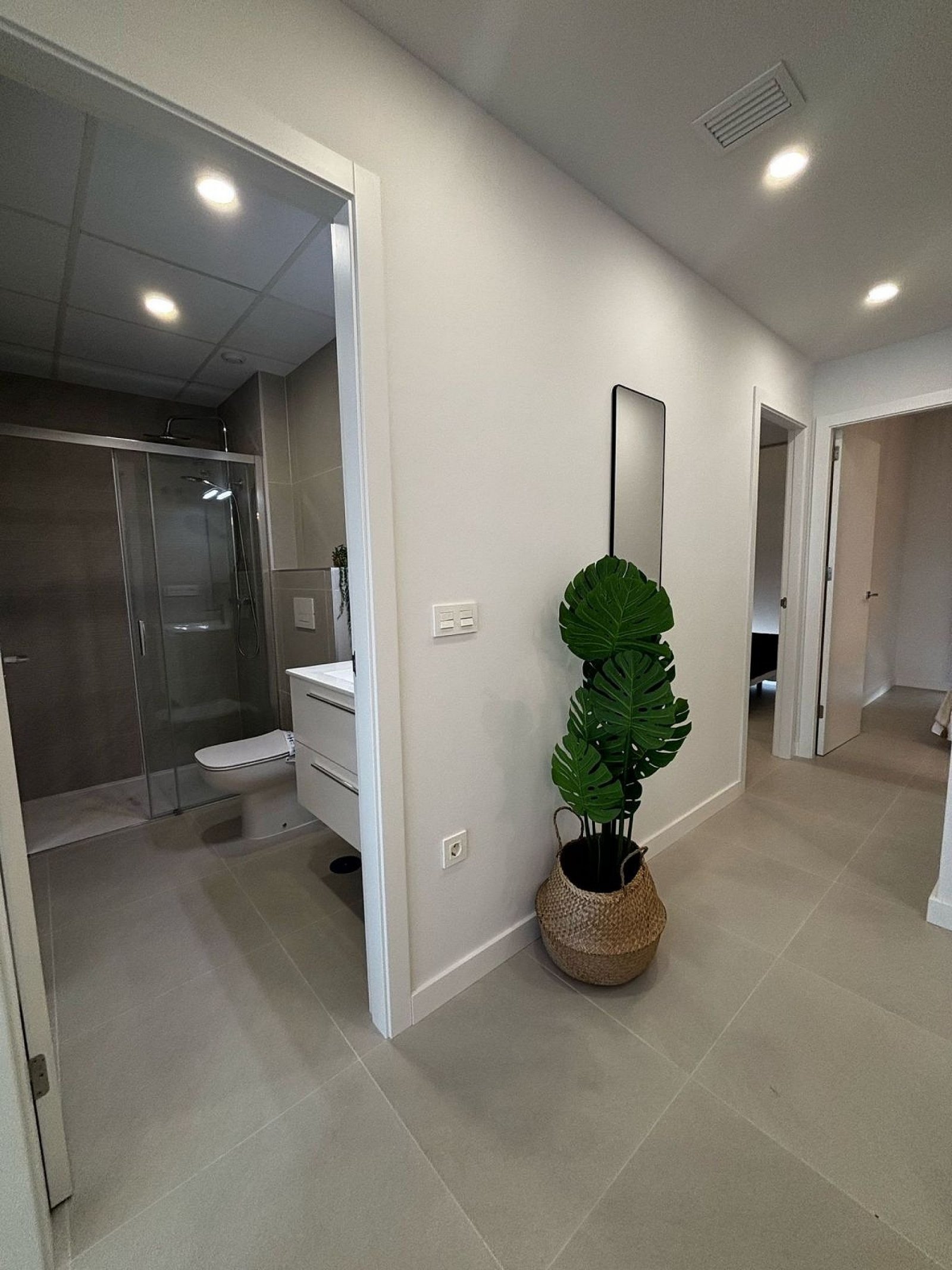 Stilvolles Apartment mit Terrasse und Poolzugang