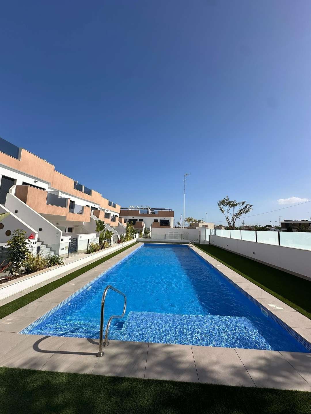 Spektakuläre Wohnung mit Oasen-Pool