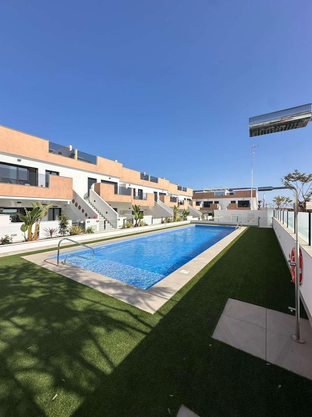 Spektakuläre Wohnung mit Oasen-Pool