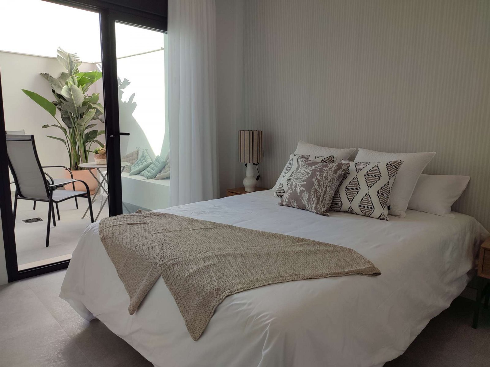 Schönes Penthouse mit Gemeinschaftspool in Strandnähe