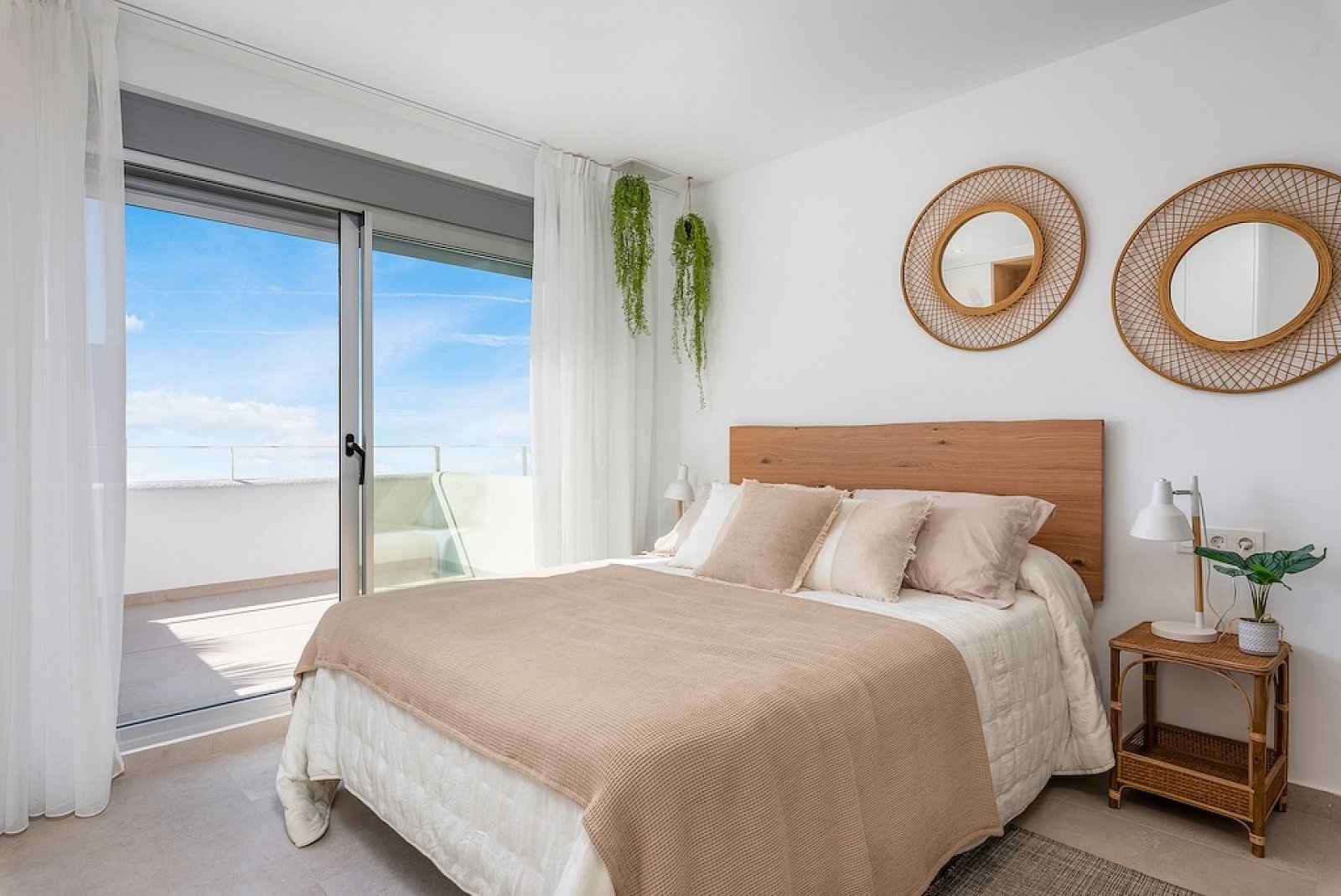 Ibiza-Style Apartment mit Garten &amp; Pool in Dolores