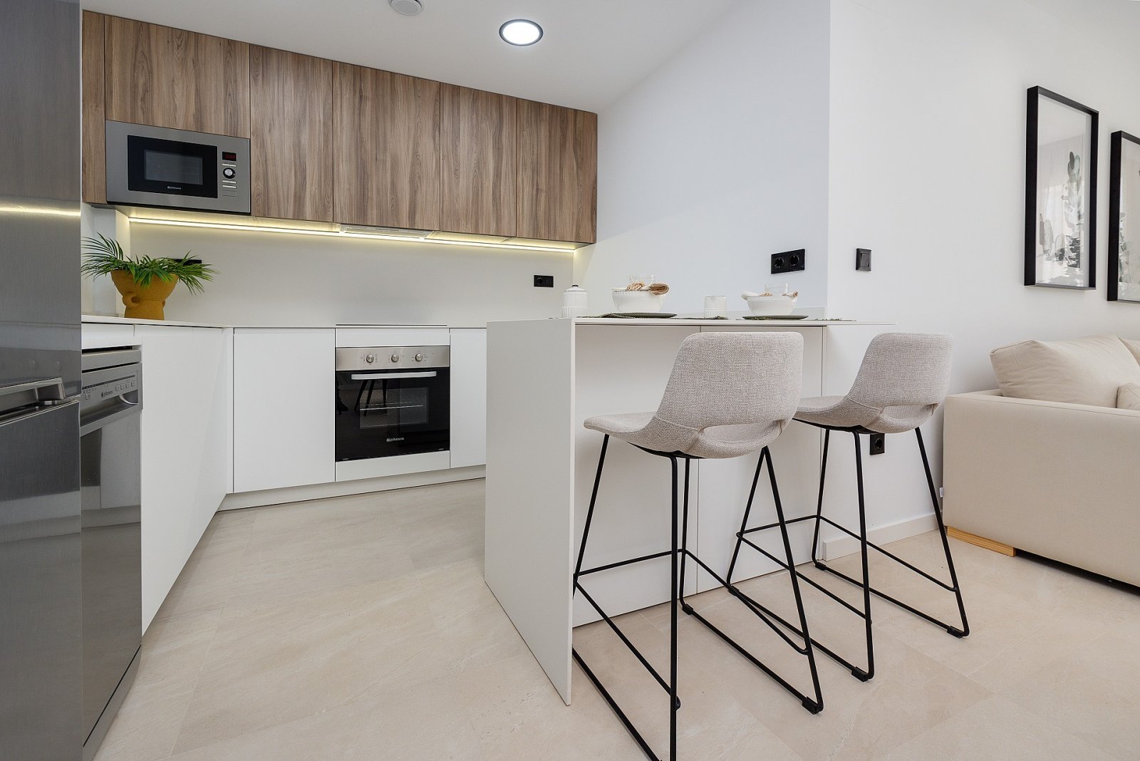 Traumwohnung mit Terrasse und Poolzugang