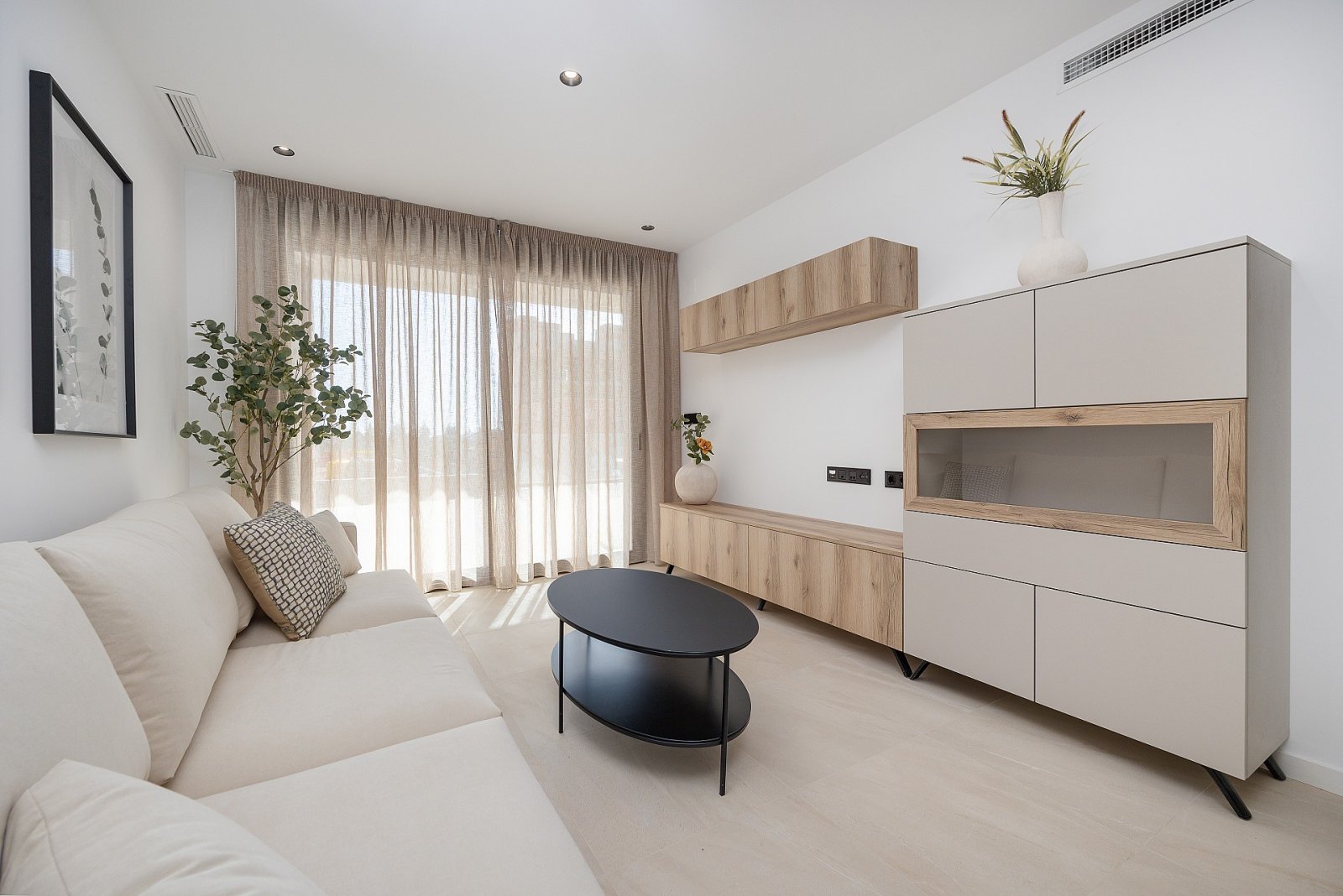 Traumwohnung mit Terrasse und Poolzugang