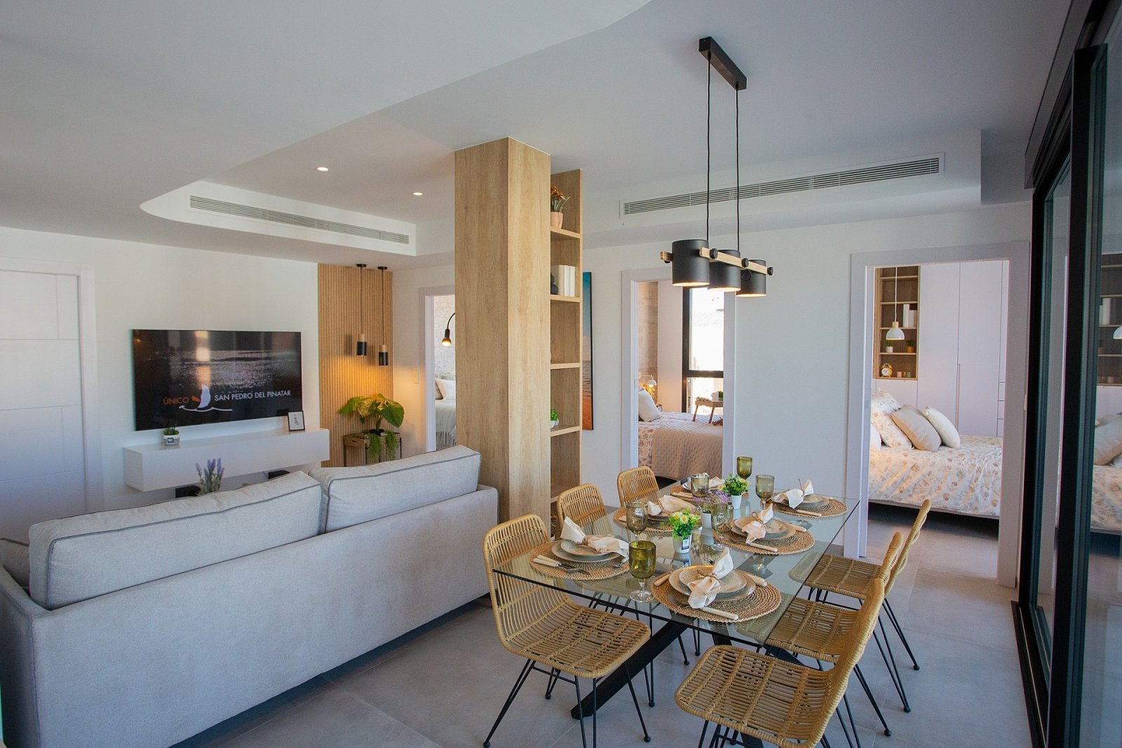 Exklusive Luxusresidenz mit Terrasse &amp; beheiztem Pool