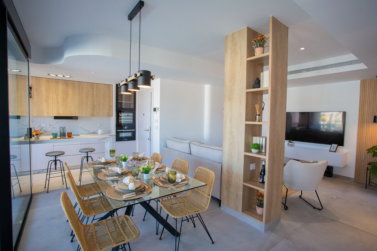 Exklusive Luxusresidenz mit Terrasse &amp; beheiztem Pool