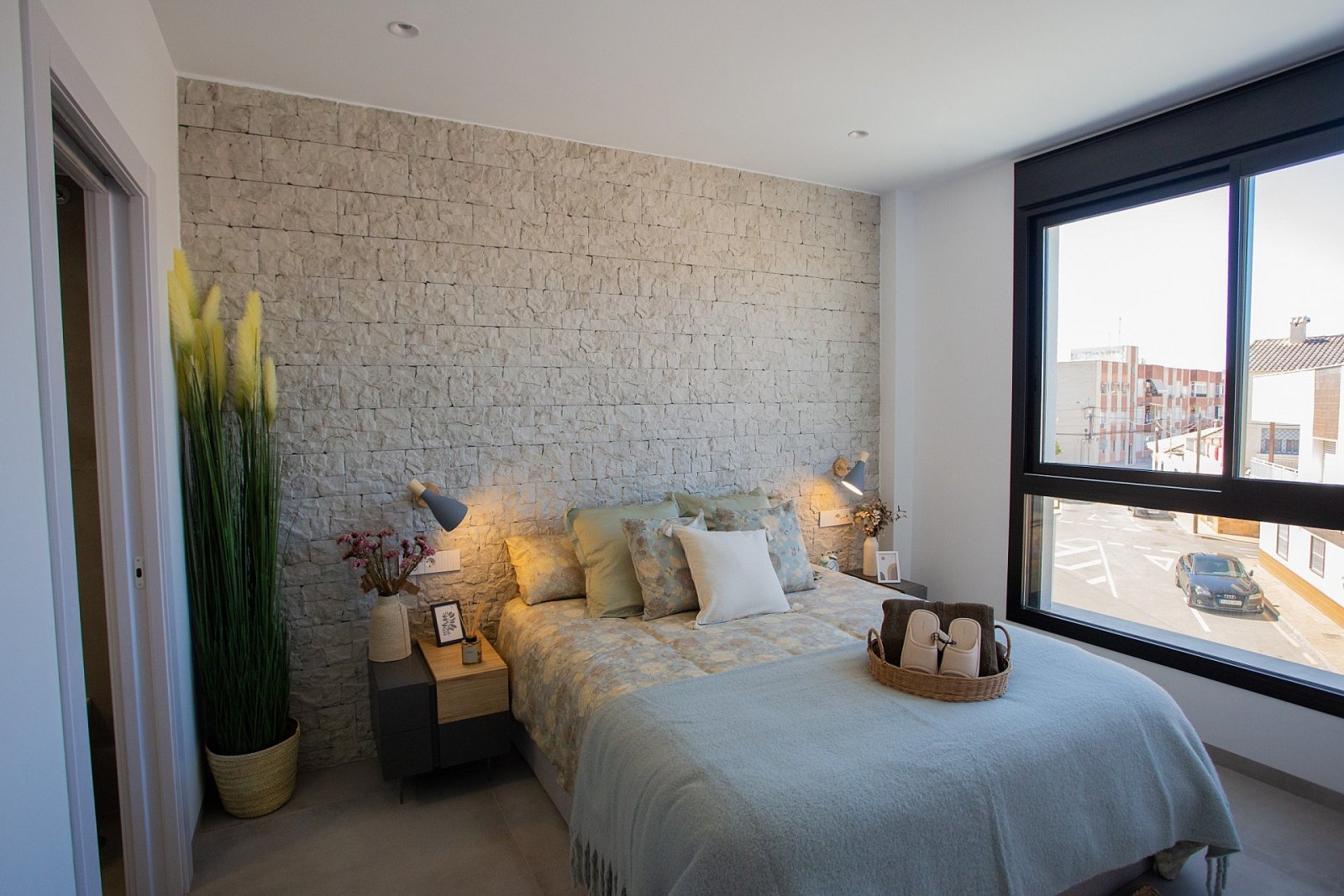 Exklusive Luxusresidenz mit Terrasse &amp; beheiztem Pool