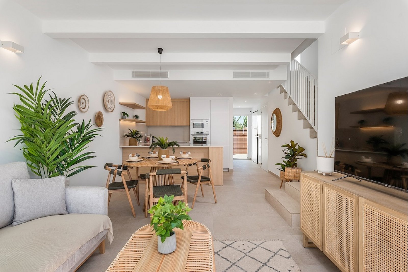 Exklusive Ibiza-Apartments mit Pool &amp; Sonnenterrasse