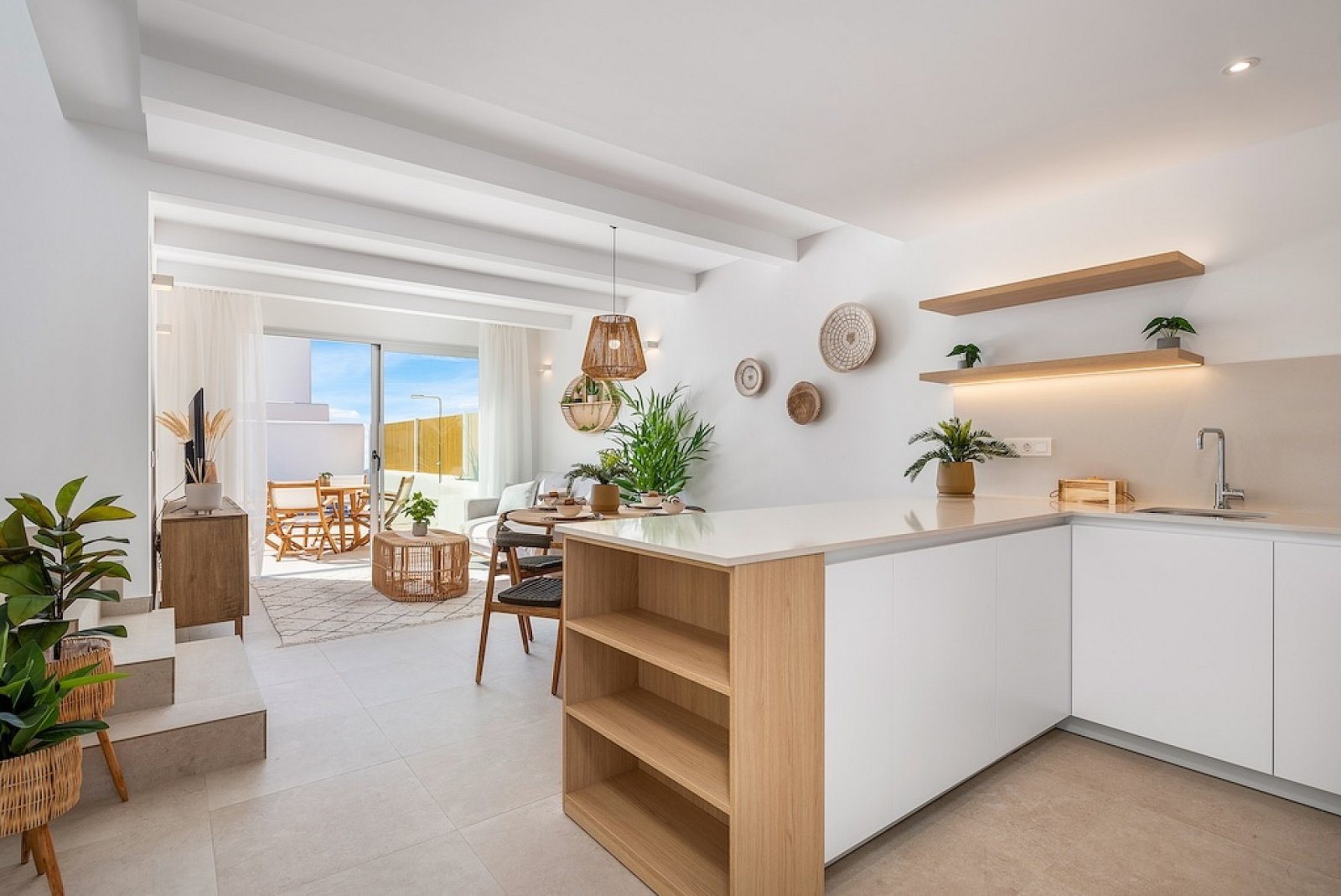 Exklusive Ibiza-Apartments mit Pool &amp; Sonnenterrasse