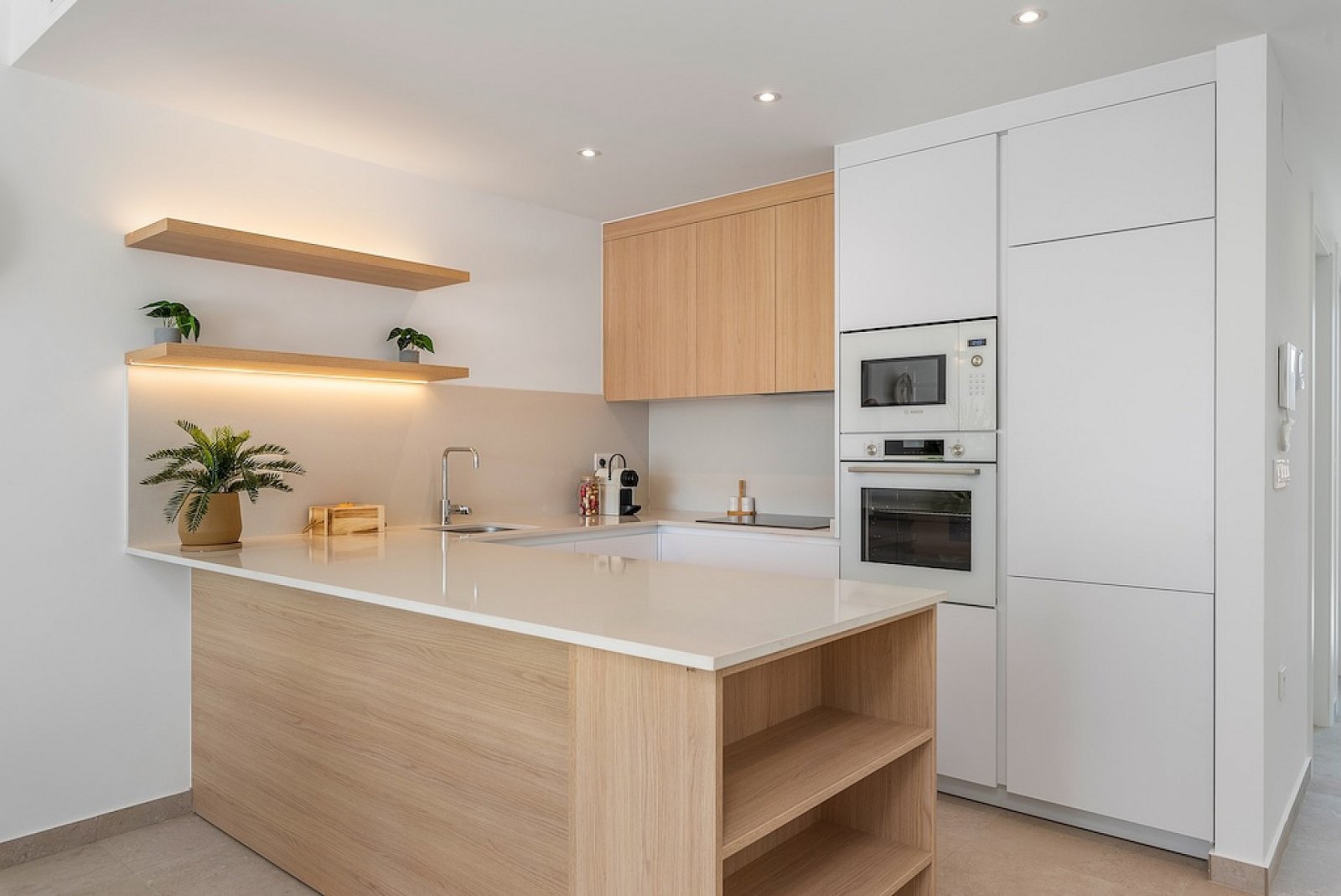 Exklusive Ibiza-Apartments mit Pool &amp; Sonnenterrasse