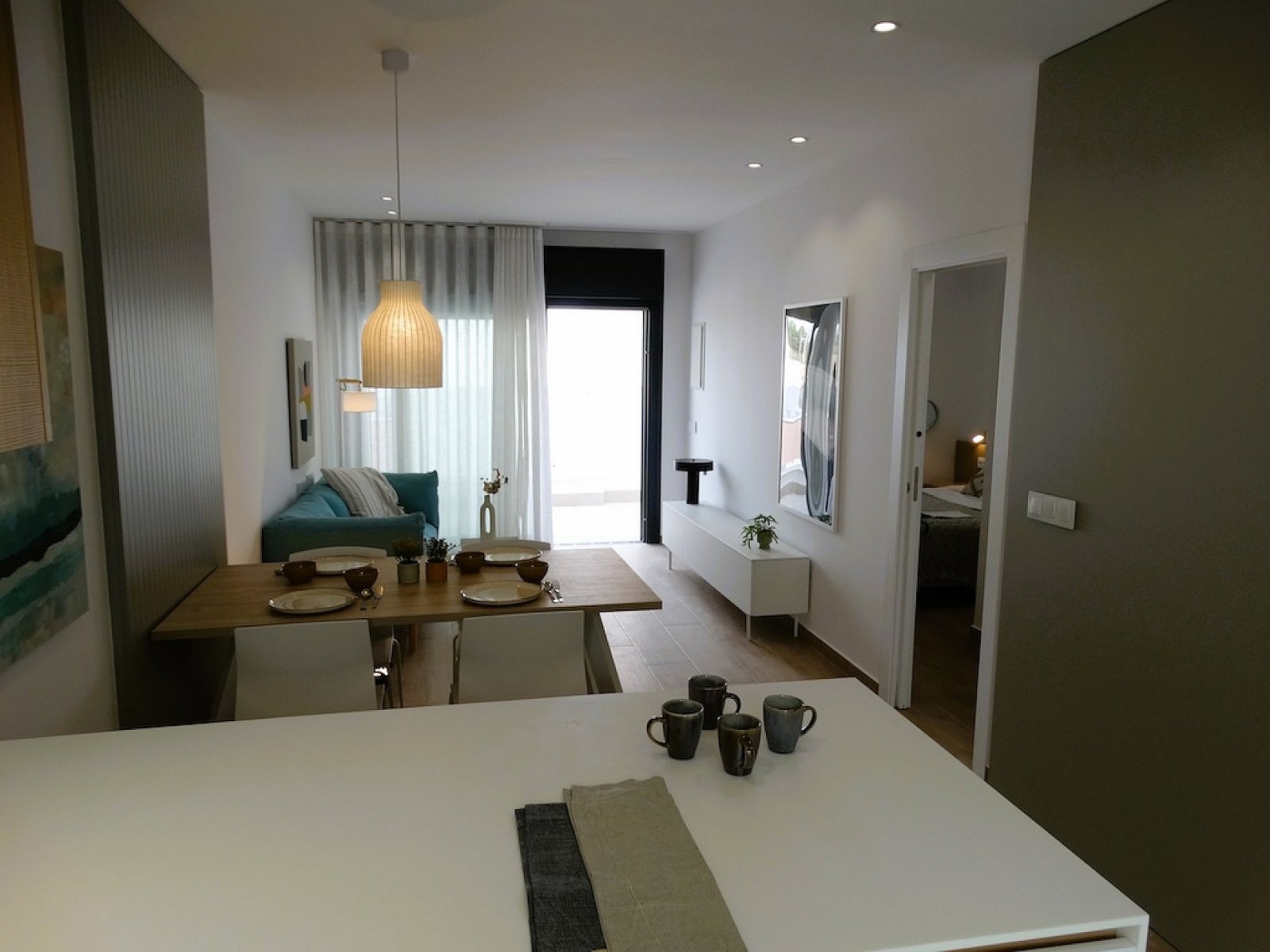 Traumwohnung mit Garten & Pool