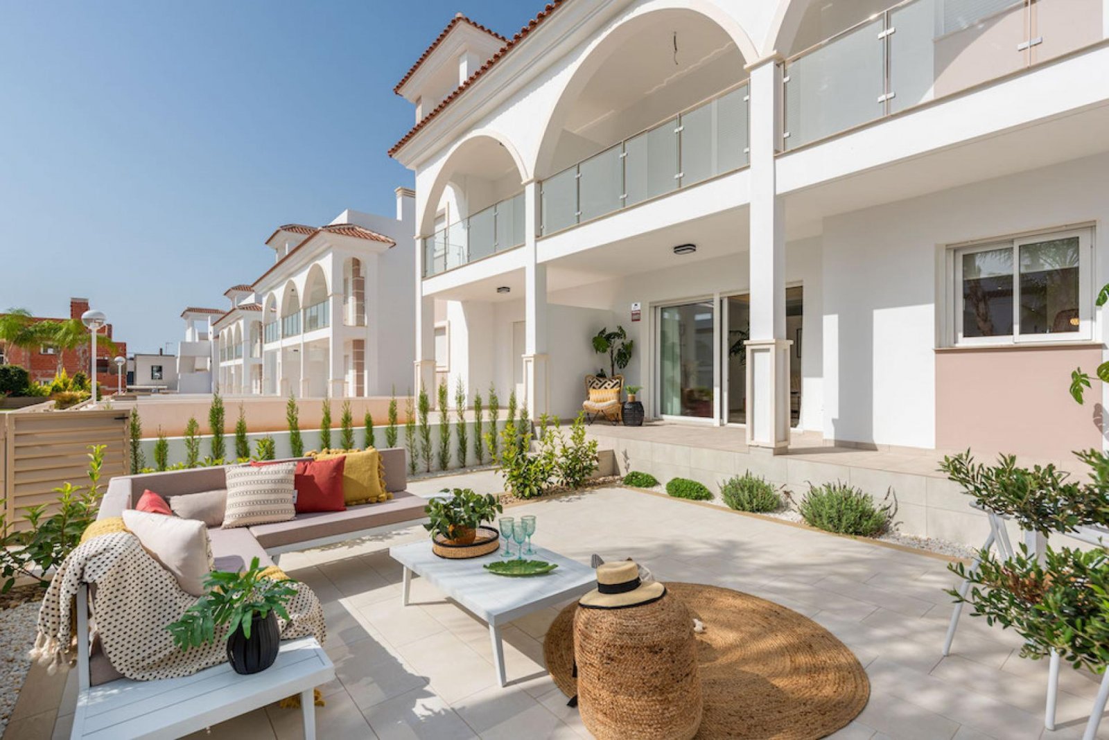 Ciudad Quesada: Sonnige Apartments mit Garten und Pool 