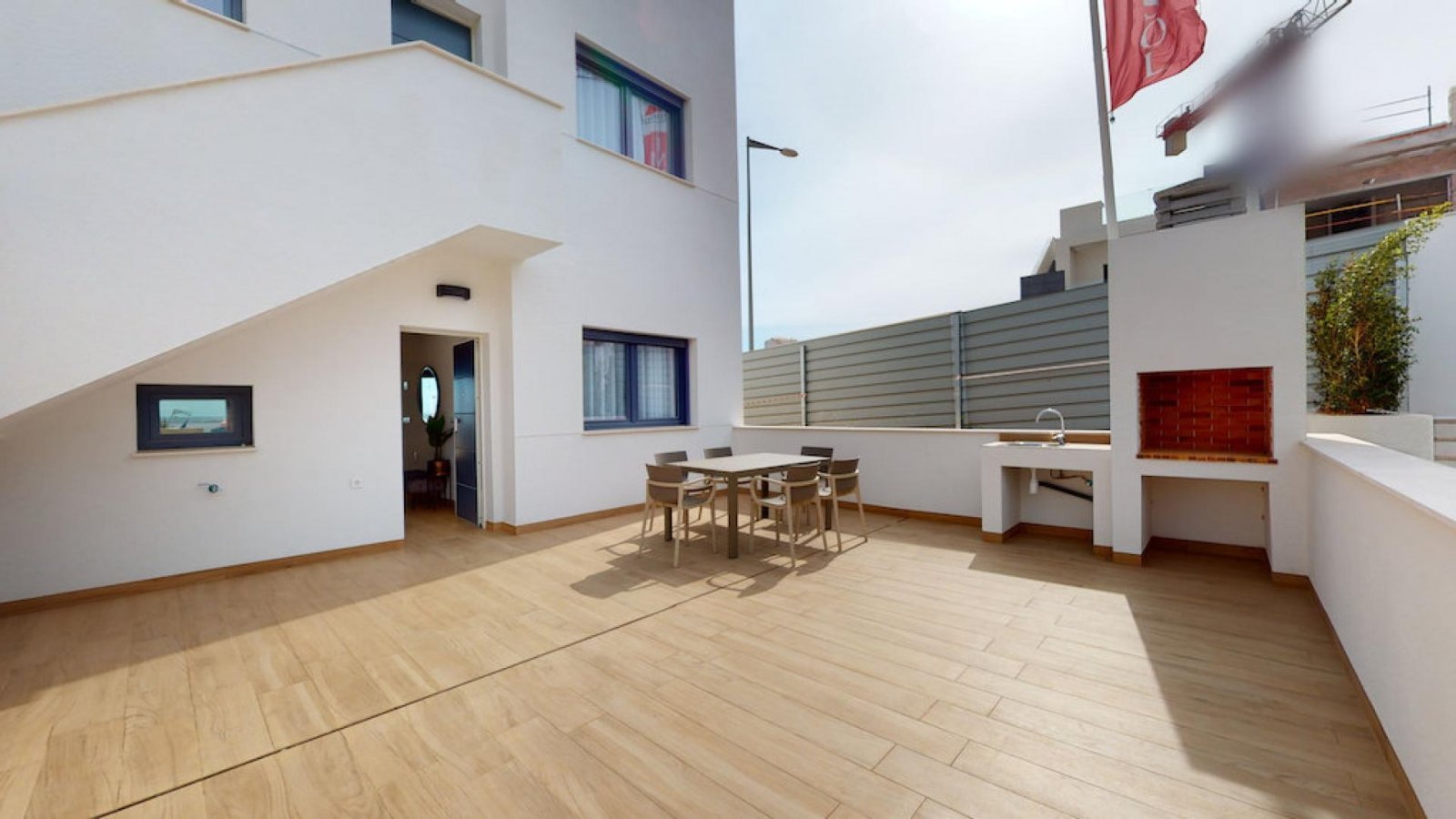 Elegantes Apartment mit Privatgarten &amp; Pool