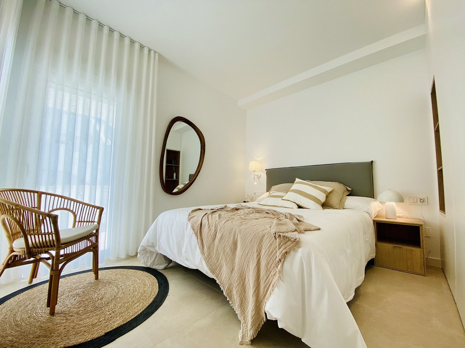 Luxuriöse Apartments mit Solarium und gemeinschaftlichem Pool