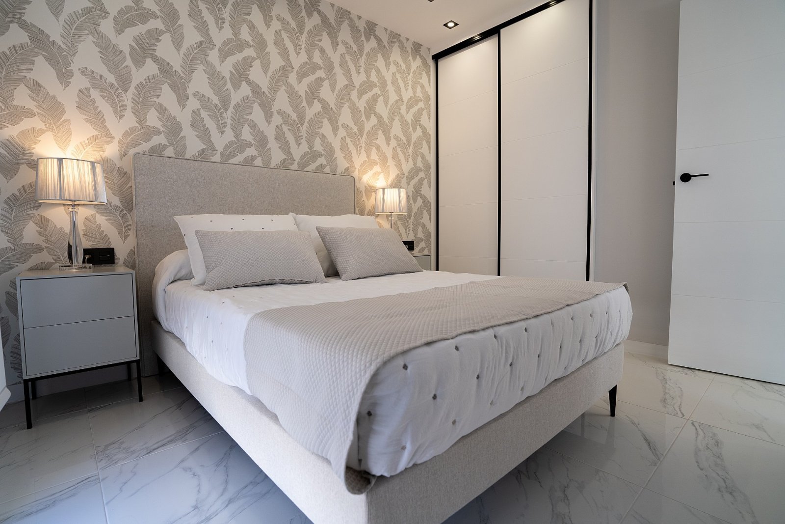 Traumwohnung mit Garten, Jacuzzi und Tiefgarage