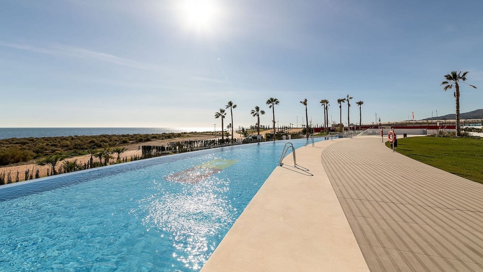 Exklusive Gartenwohnung direkt am Meer