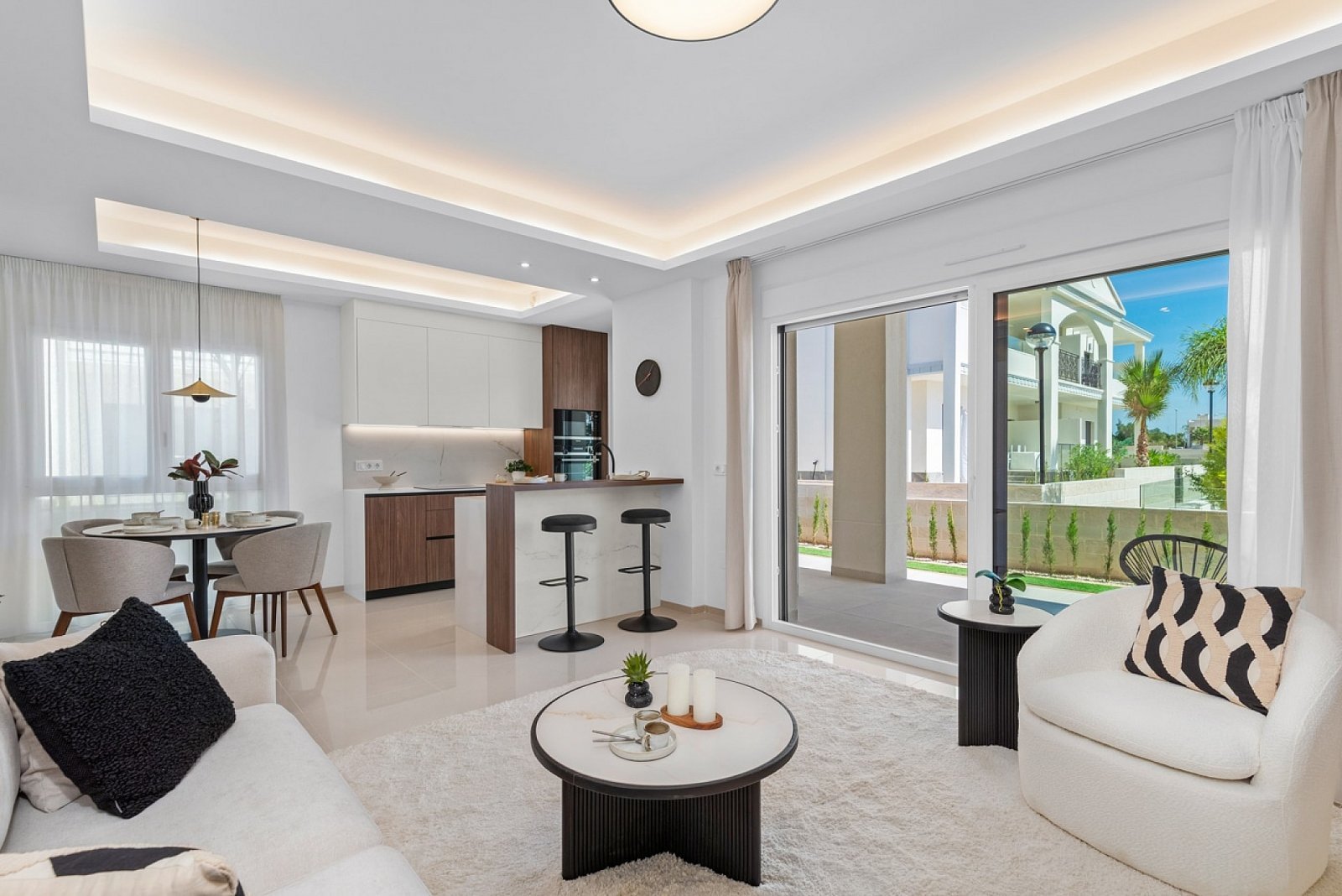 Modernes Apartment mit Garten &amp; Pool