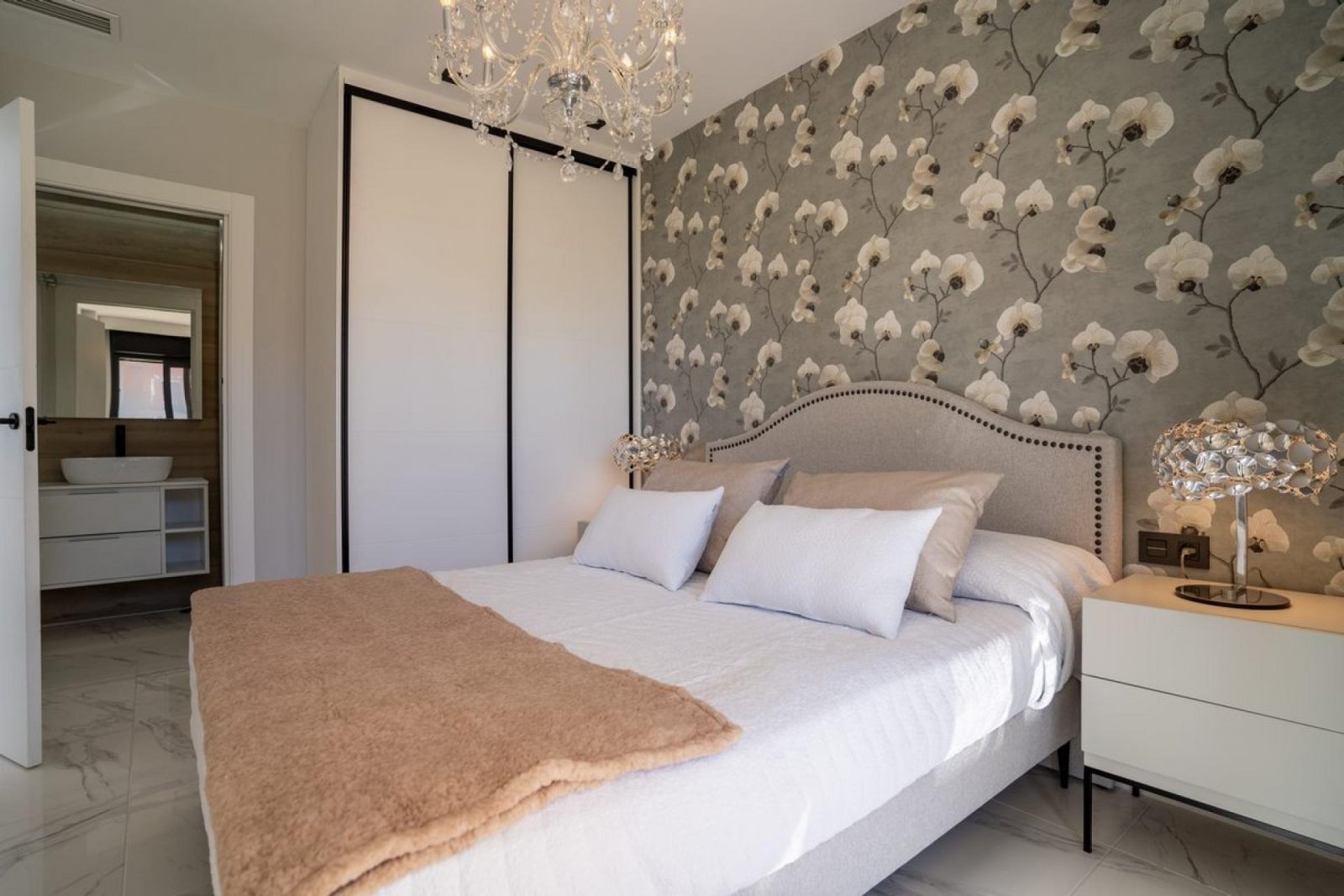 Exklusive Apartments mit Dachterrasse und Pool