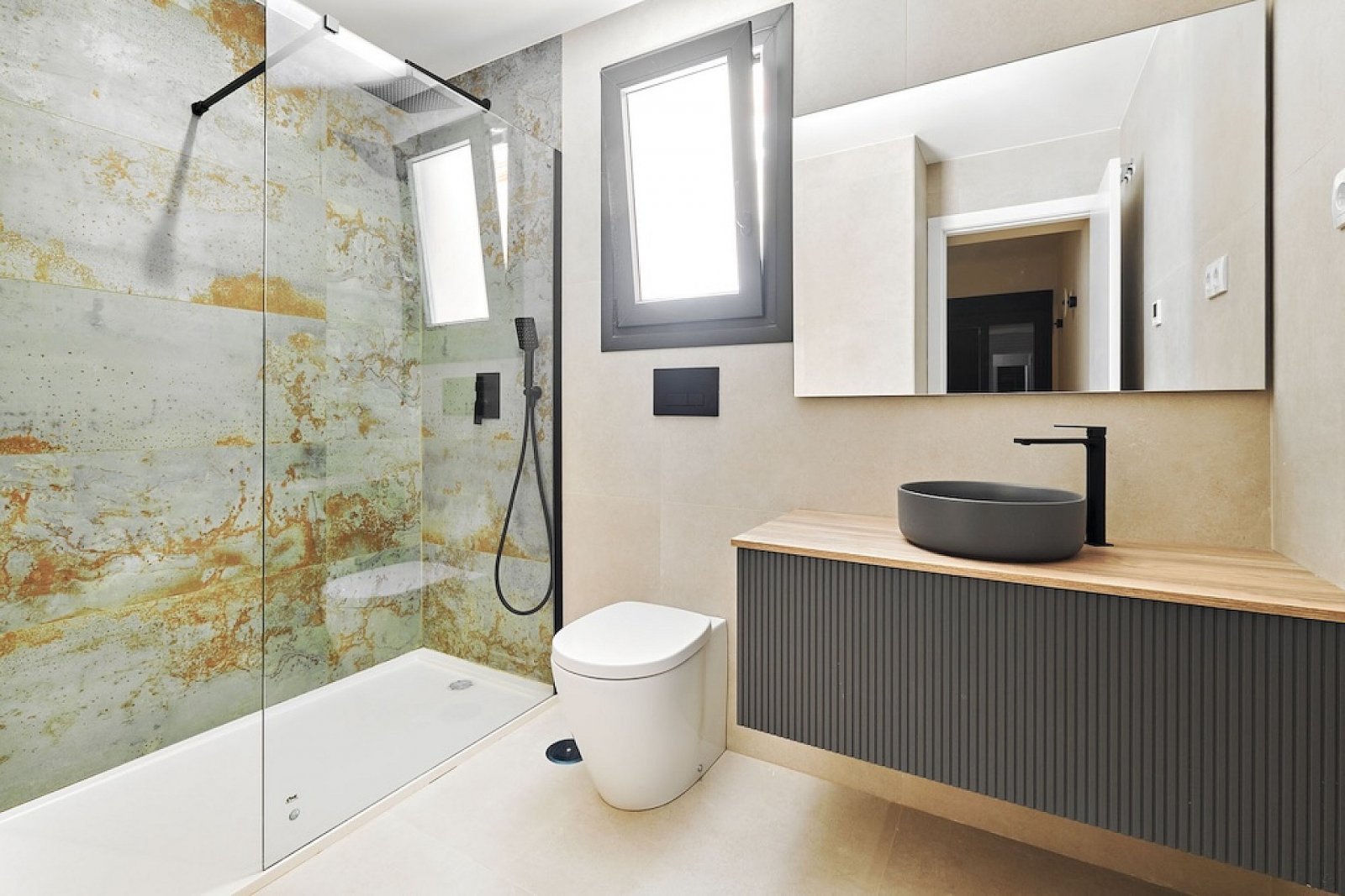 Moderne Apartments mit Solarium und Gemeinschaftspool