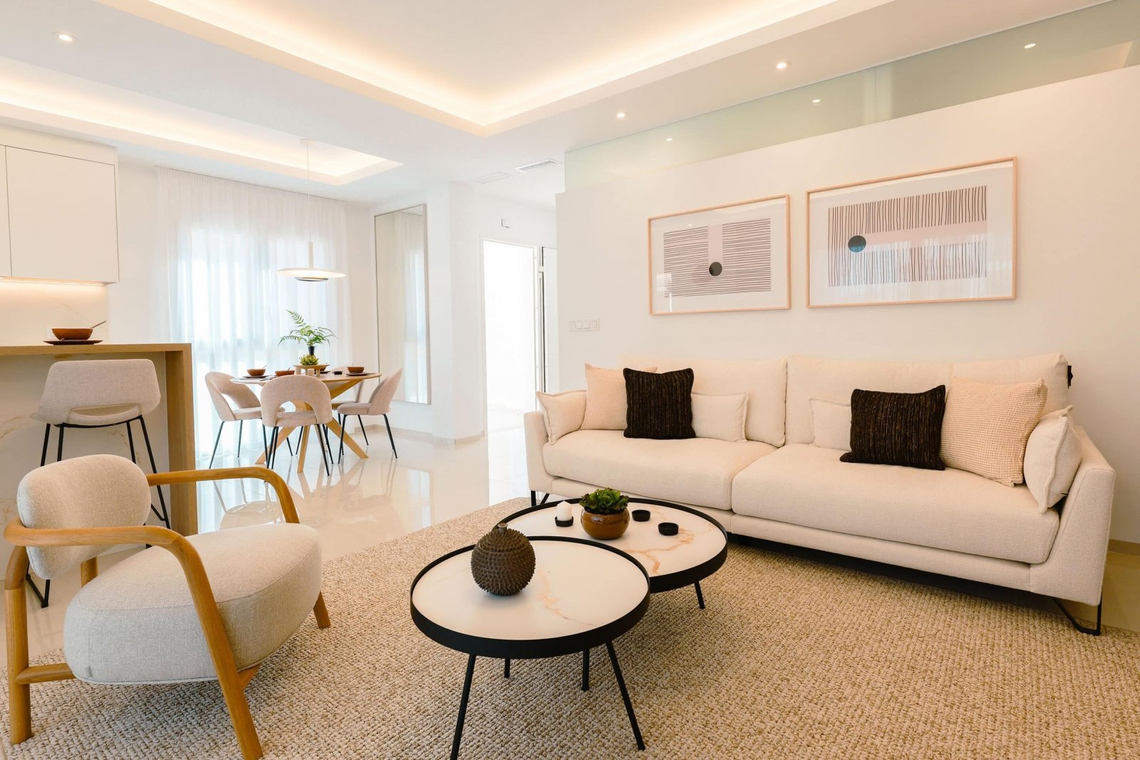 Schönes Penthouse mit großem Pool