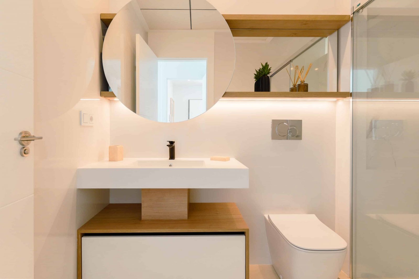 Schönes Penthouse mit großem Pool