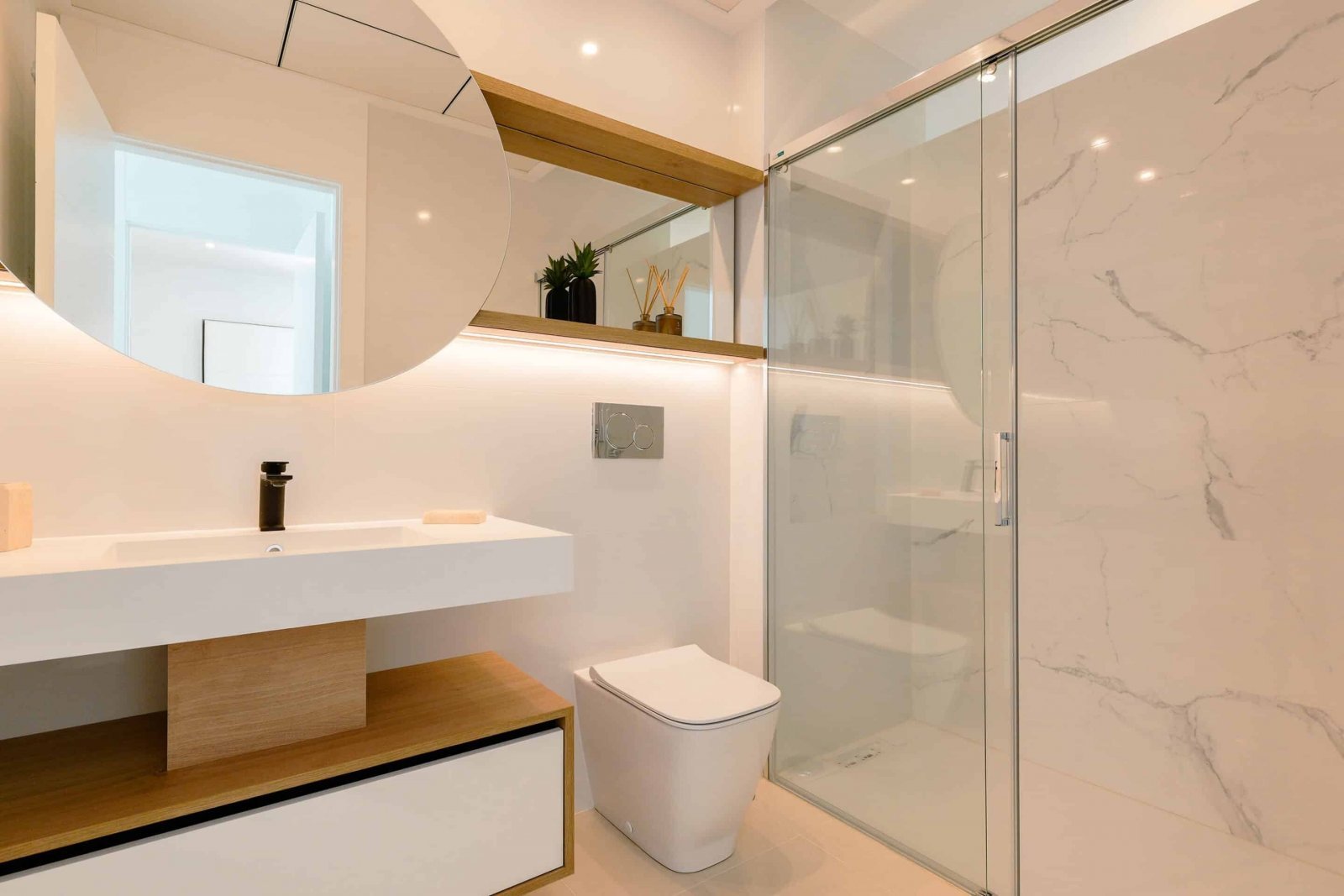 Schönes Penthouse mit großem Pool