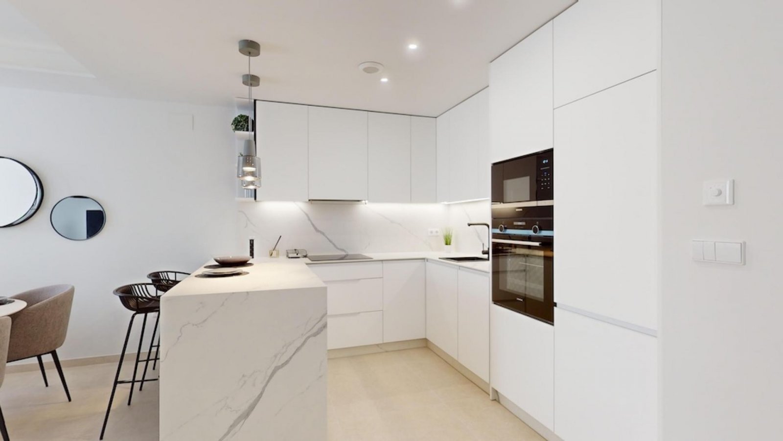 Exklusives Apartment mit Terrasse, Pool und Tiefgaragenstellplatz