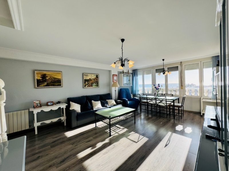 Exklusives Penthouse mit Pool & großzügiger Terrasse
