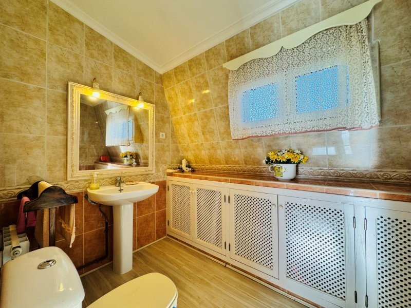 Exklusives Penthouse mit Pool & großzügiger Terrasse