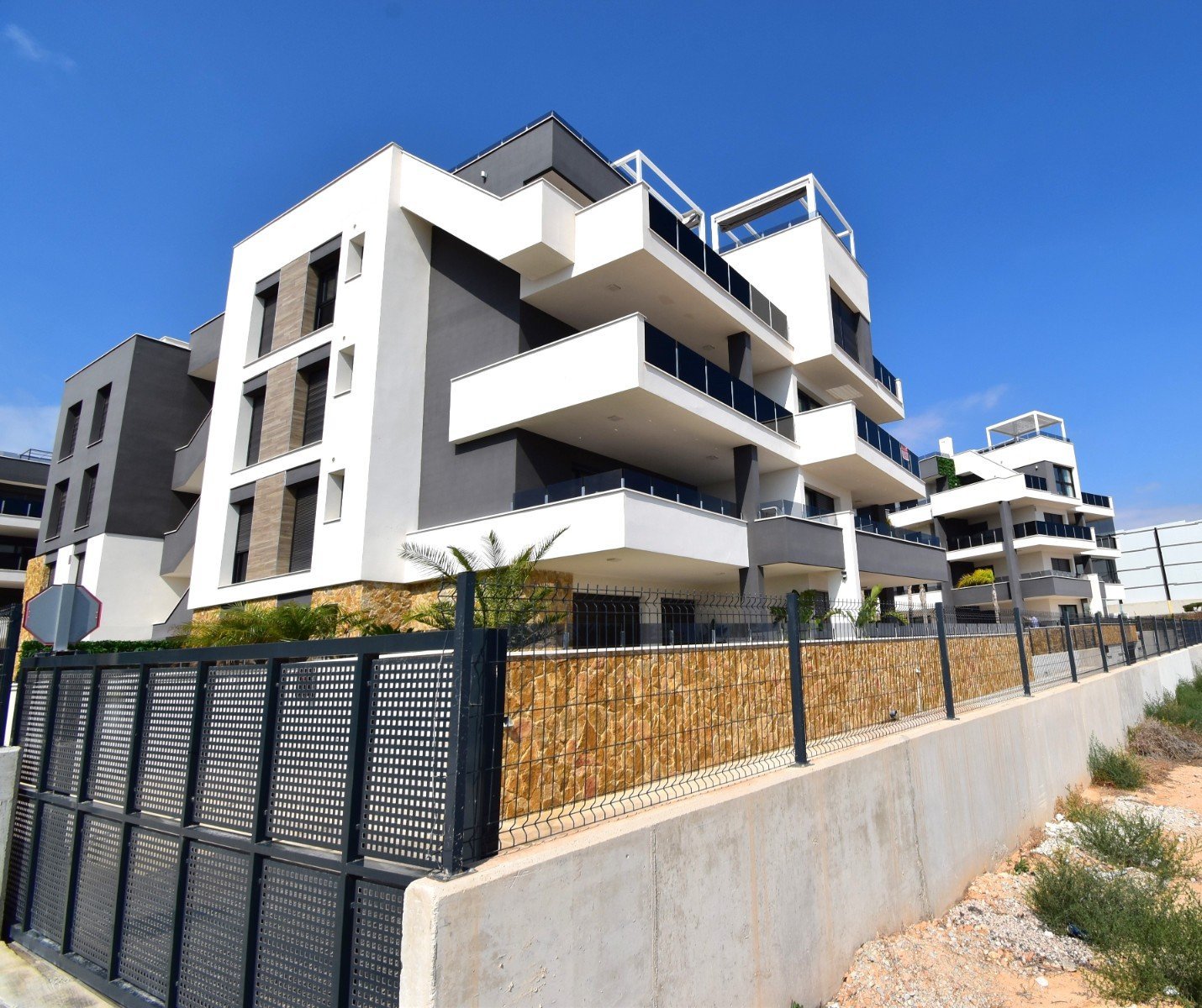 Orihuela Costa: Modernes Apartment mit großer Terrasse, Pool & Meerblick Orihuela Costa: Modernes Apartment mit großer Terrasse, Pool & Meerblick
