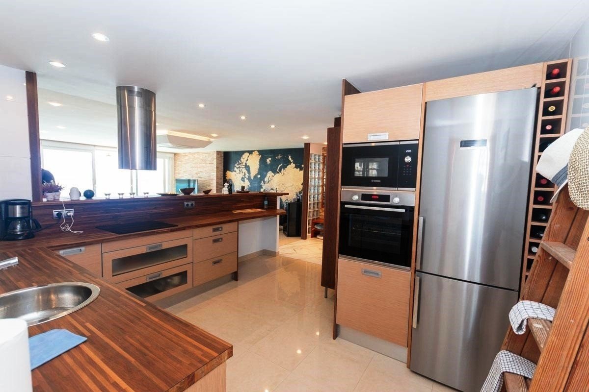 Traumhafte Wohnung direkt am Meer mit Panoramablick