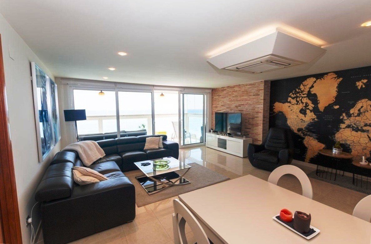 Traumhafte Wohnung direkt am Meer mit Panoramablick