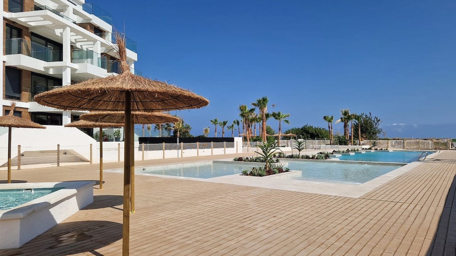Exklusive Apartments mit Solarium & Meerblick