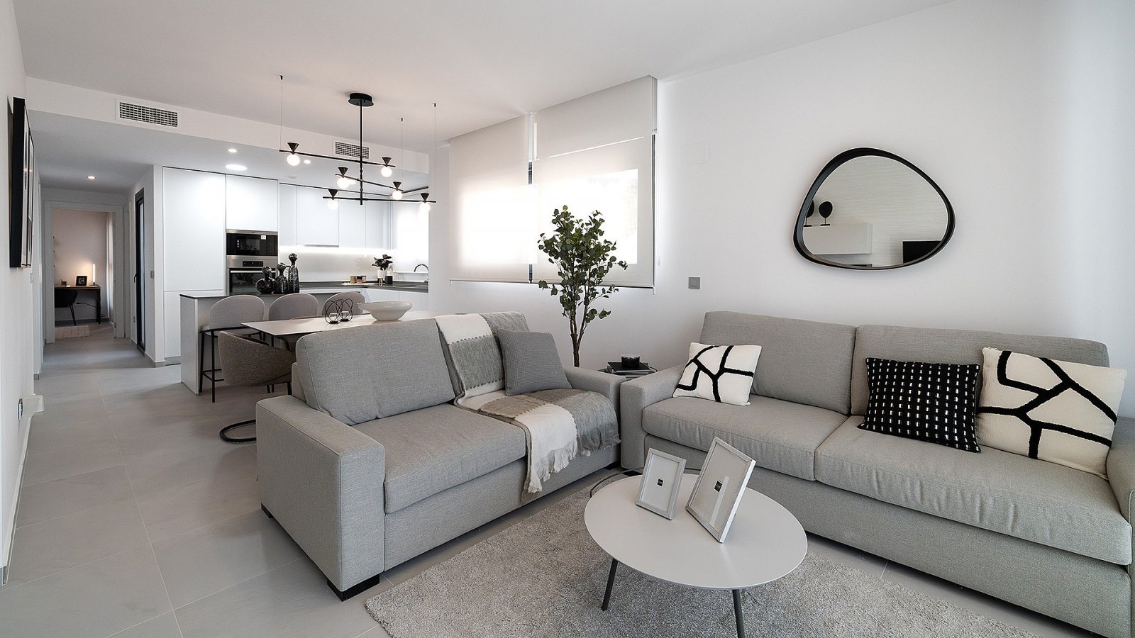 Modernes Apartment mit Dachterrasse, Pool und Parkplatz
