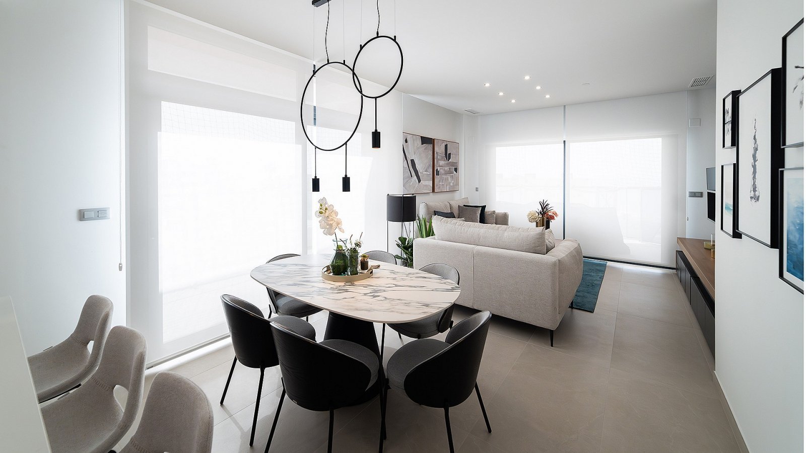 Moderne Traumwohnung mit großer Terrasse, Pool &amp; Meerblick